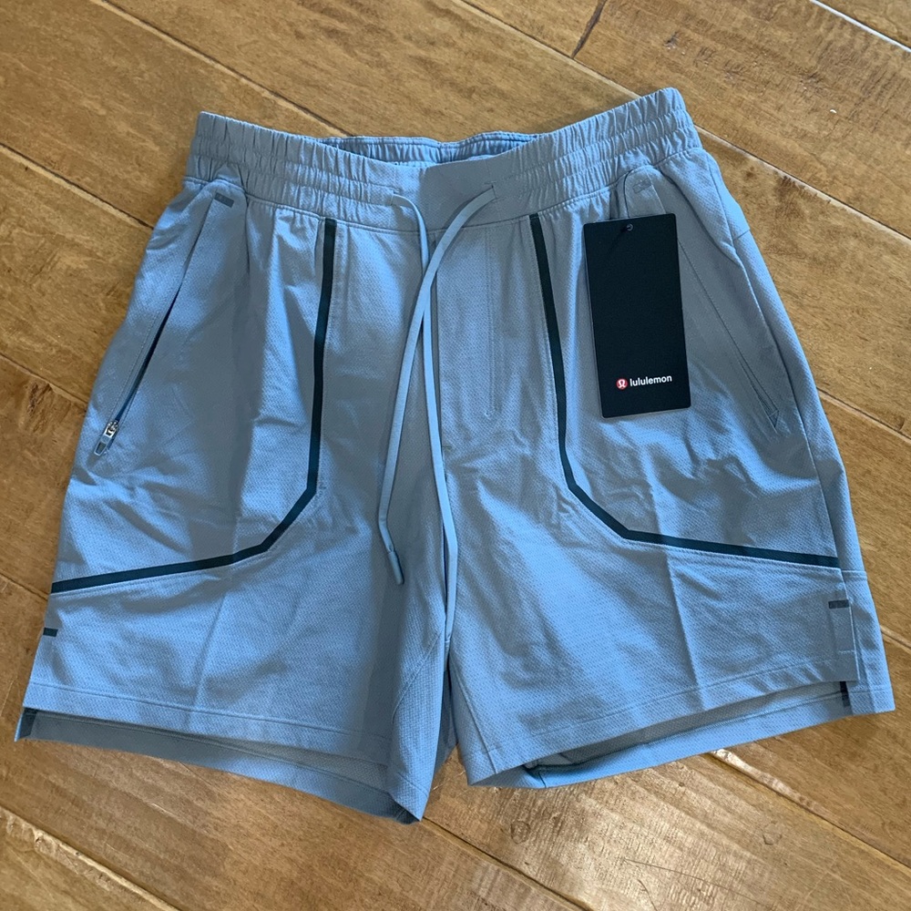 Men’s Lululemon shorts